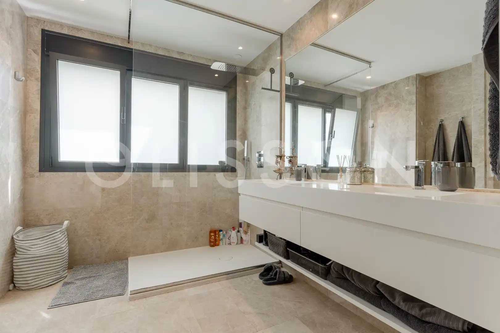 Baño de Casa adosada en venta en La Moraleja con Aire acondicionado, Calefacción y Terraza
