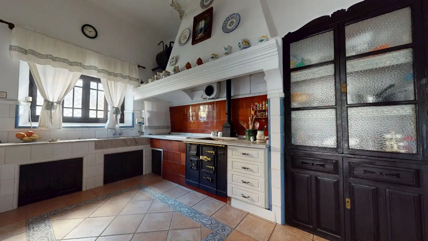 Cuina de Casa o xalet en venda en Villafranca de los Barros amb Terrassa, Traster i Balcó