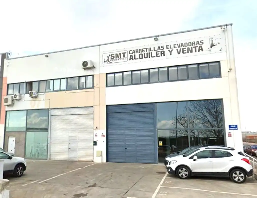 Locale commerciale in vendita a Industrial Boadilla