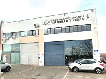 Locale commerciale in vendita a Industrial Boadilla