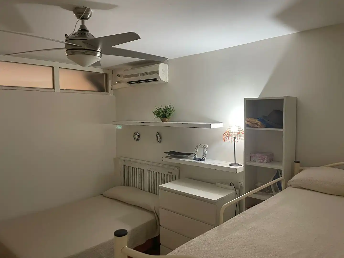 Habitación de Estudio de alquiler en Torremolinos con Aire acondicionado, Jardín privado y Terraza