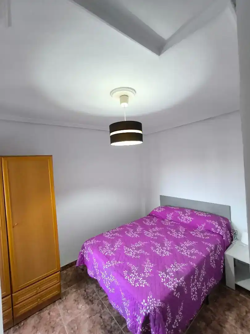 Dormitori de Pis en venda en Trujillo amb Aire condicionat i Balcó