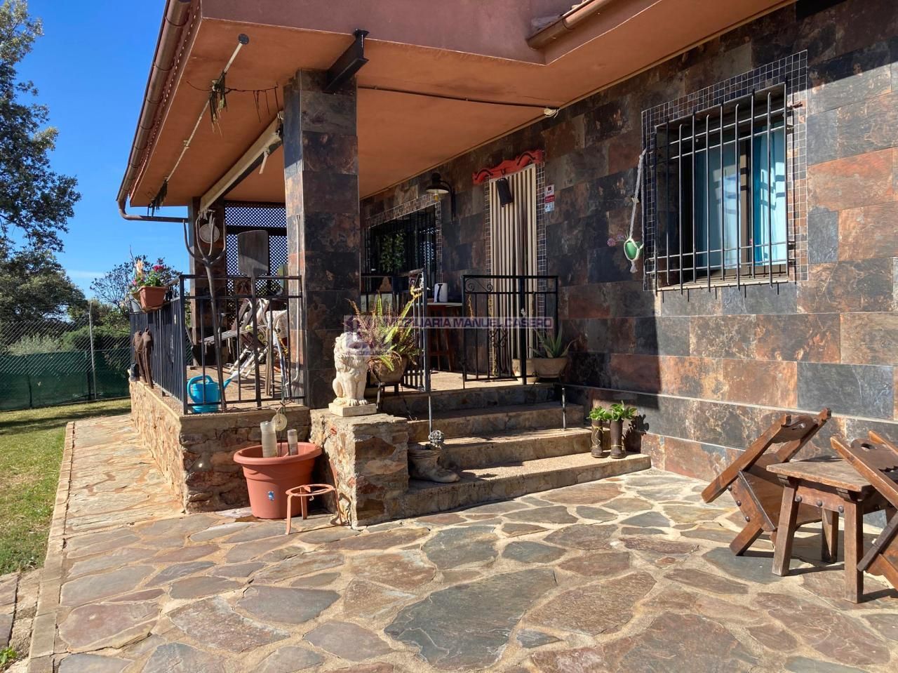 Terrassa de Casa o xalet en venda en Cáceres Capital amb Calefacció, Jardí privat i Terrassa