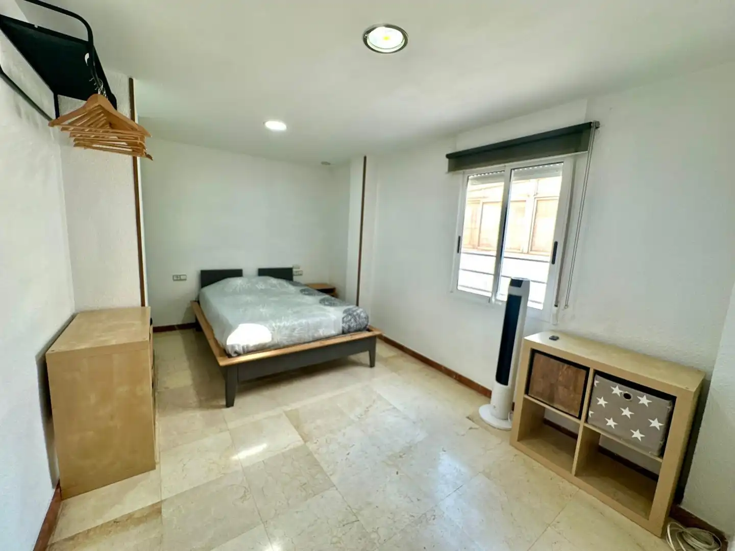 Habitación de Ático en venta en Elche / Elx con Terraza, Amueblado y Balcón