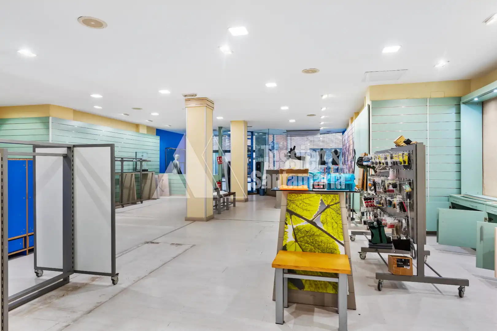 Business premises to rent in Calle de Llano Ponte, imagen 7
