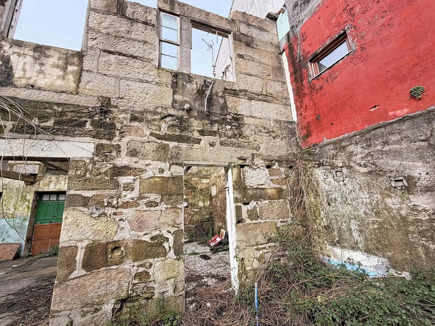 Vista exterior de Casa adosada en venta en Cambados con Aire acondicionado, Calefacción y Terraza