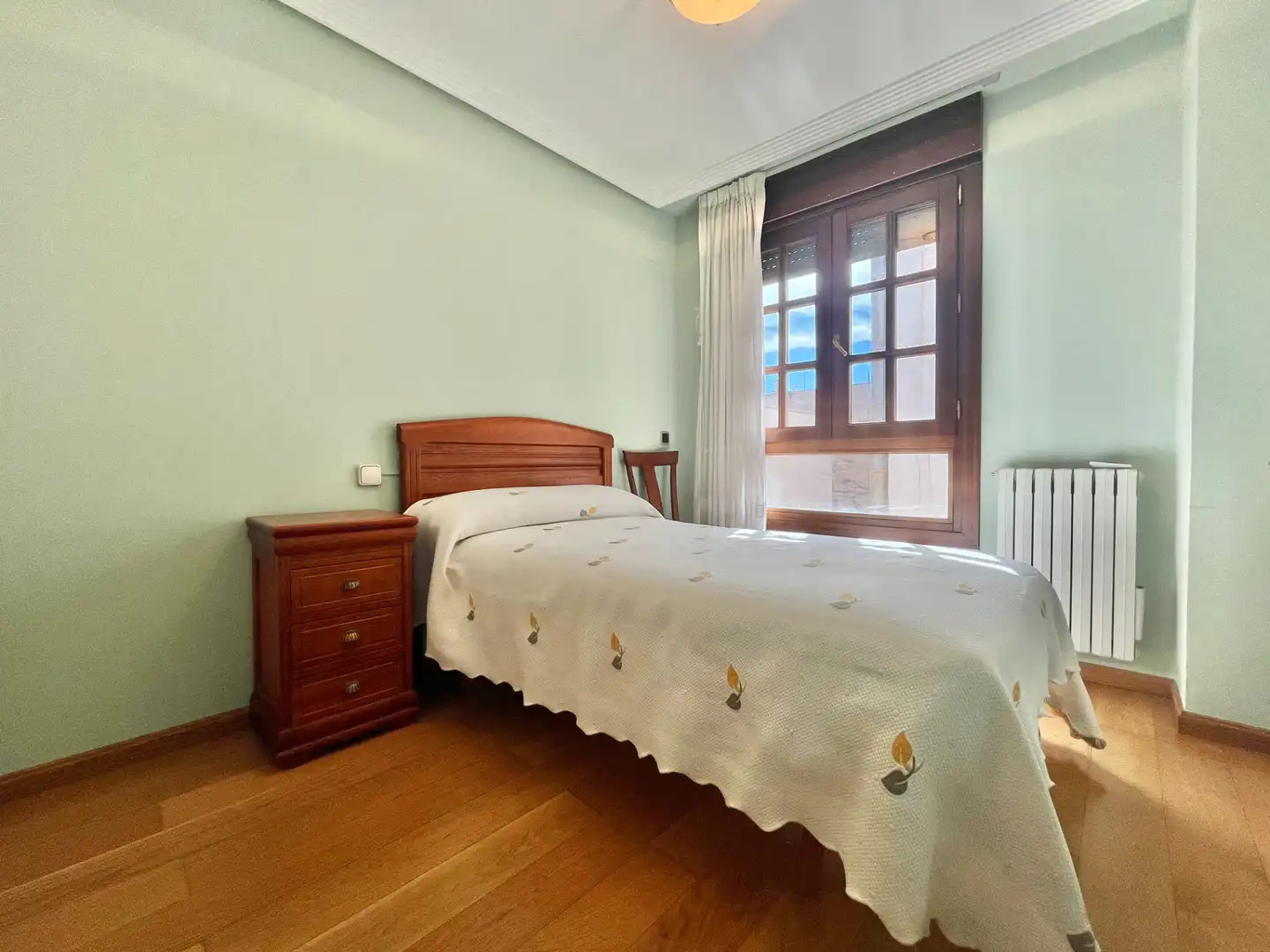 Schlafzimmer von Maisonette zum Verkauf in Zaragoza mit Klimaanlage, Heizung und Parkett