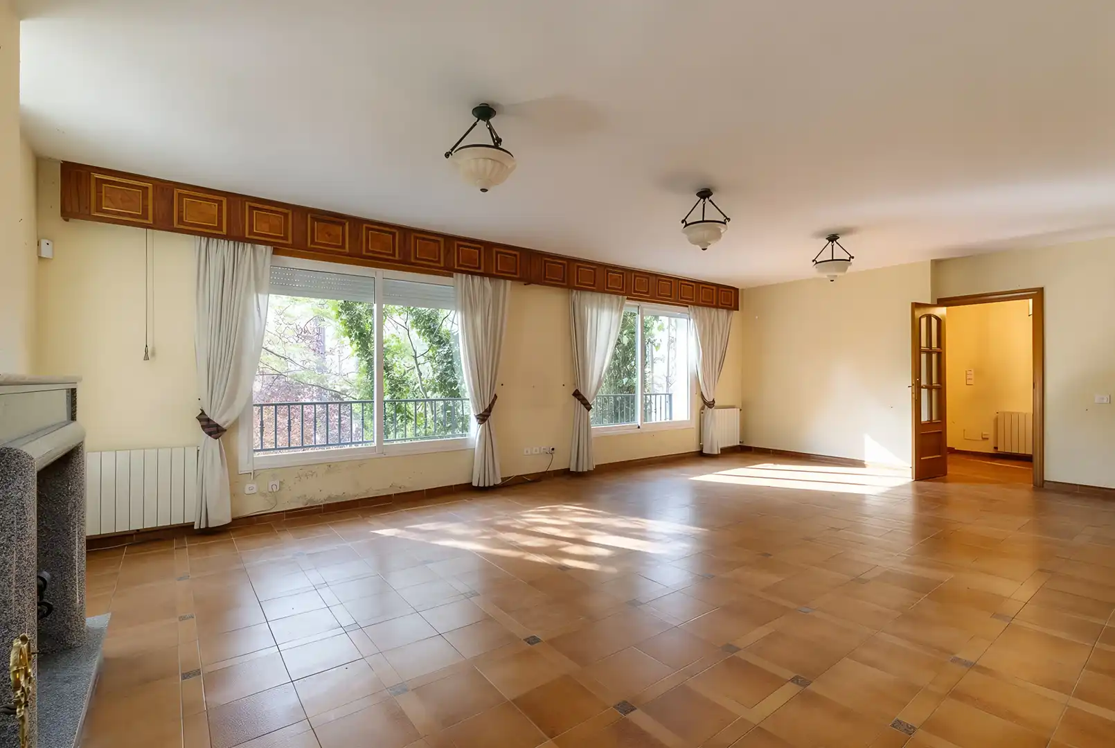 Living room of Houses for sale in San Lorenzo de El Escorial  with Heating, Private garden and Terrace