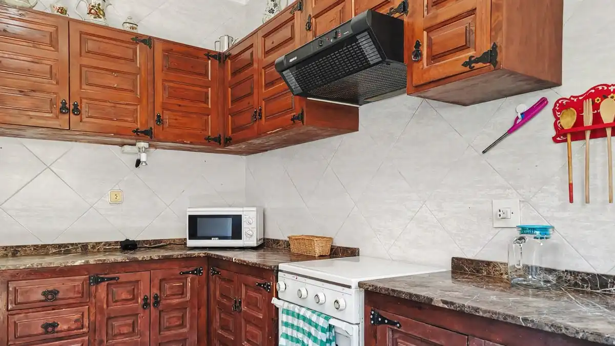 Küche von Haus oder Chalet zum Verkauf in Dénia mit Heizung, Privatgarten und Terrasse