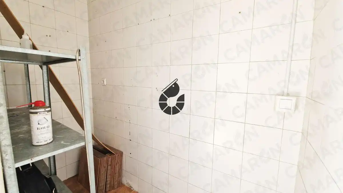 Badezimmer von Geschaftsraum zur Miete in Coria del Río