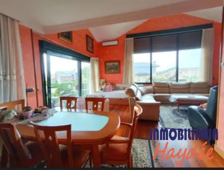 Sala de estar de Casa o chalet en venta en Berango con Calefacción, Terraza y Trastero