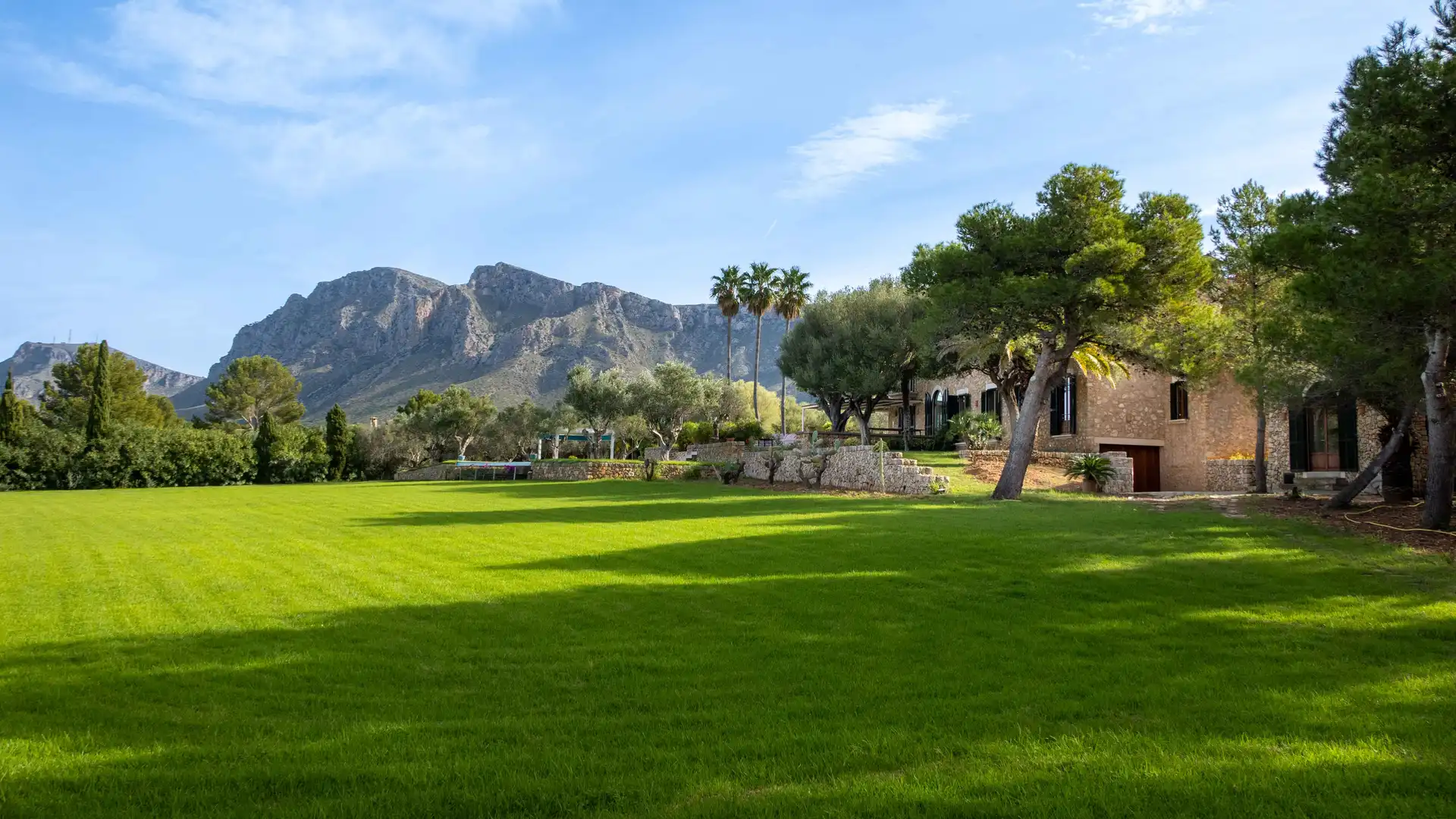 Country homes for sale in Colònia de Sant Pere