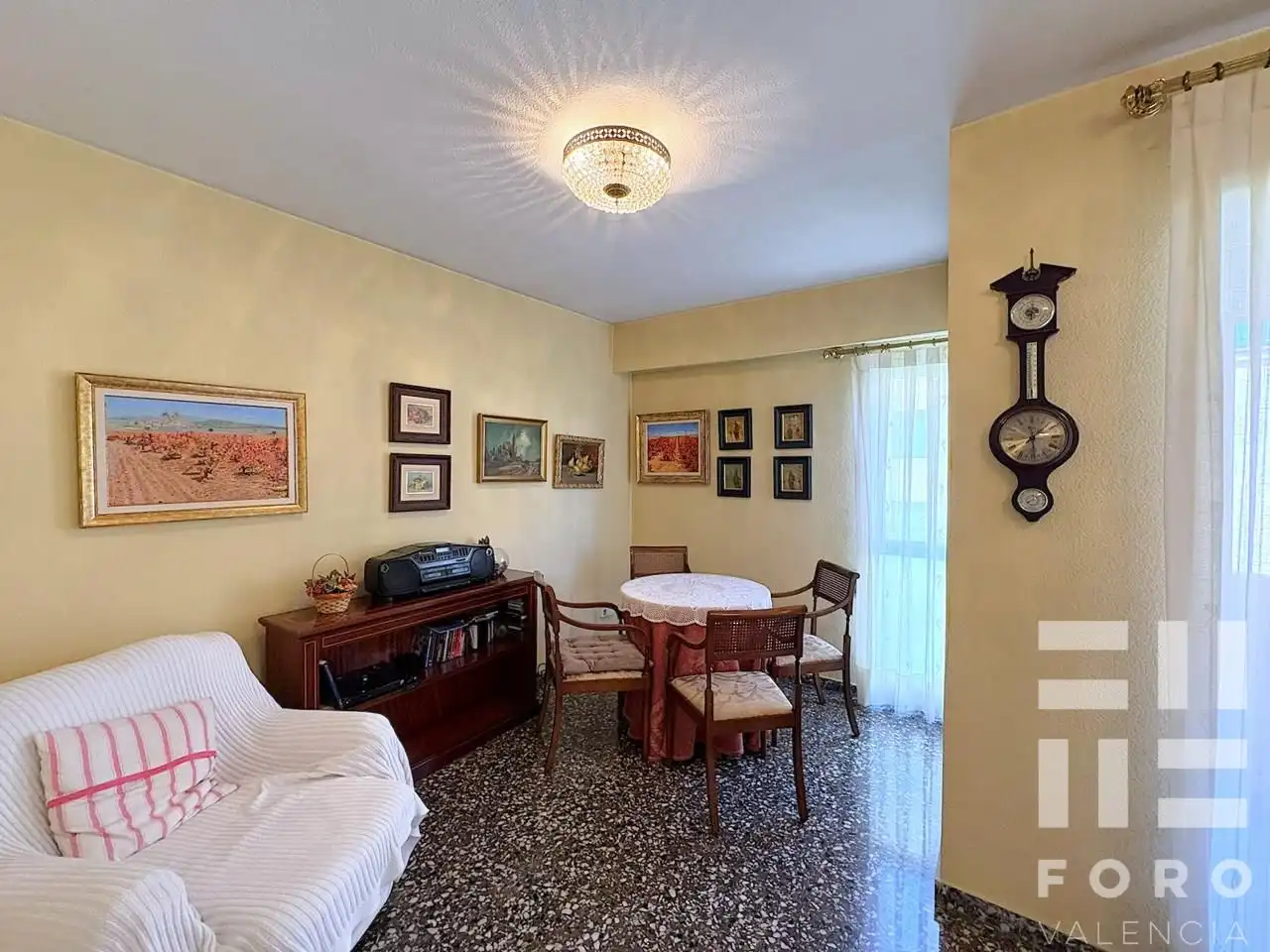 Sala de estar de Piso en venta en Valencia con Aire acondicionado, Terraza y Balcón