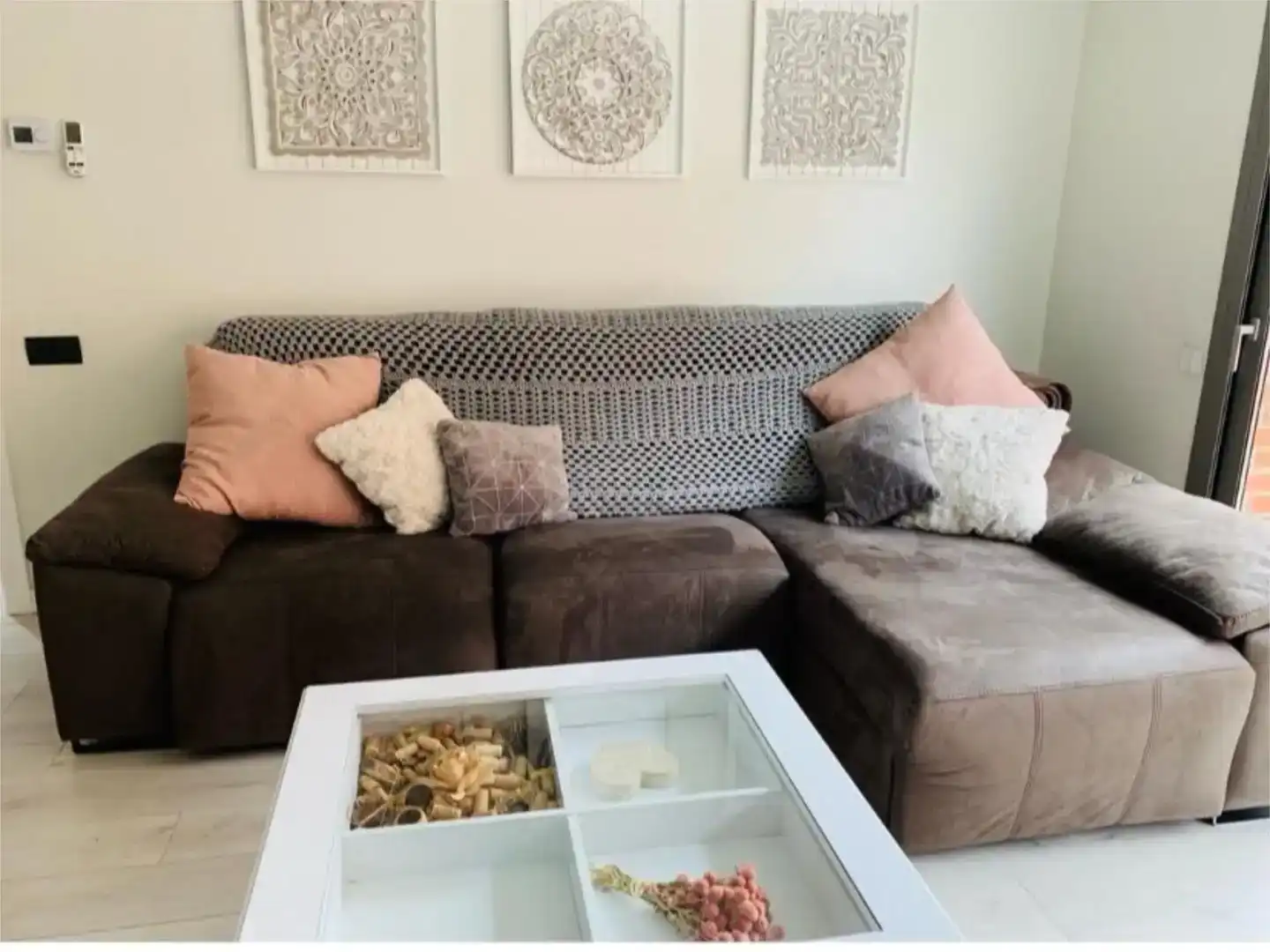 Sala de estar de Casa adosada en venta en Rubí con Aire acondicionado y Balcón