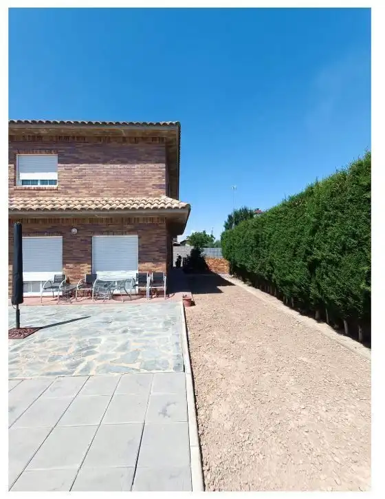 Jardín de Casa o chalet en venta en Cadrete con Trastero