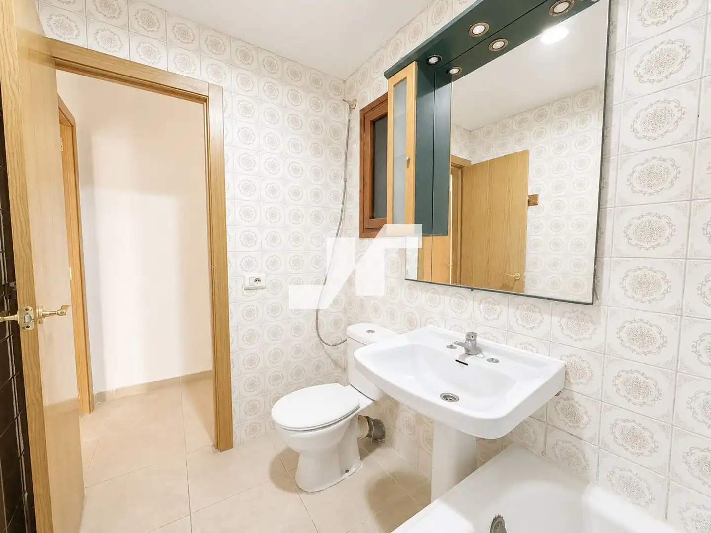 Bathroom of Flat for sale in Castellón de la Plana / Castelló de la Plana  with Terrace