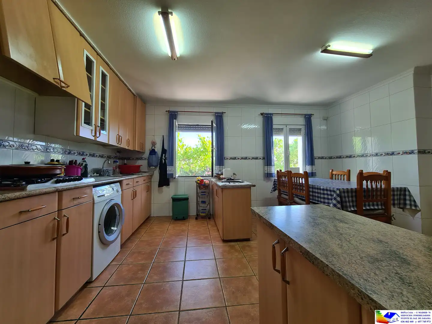 Cocina de Casa o chalet en venta en Fuente El Saz de Jarama con Aire acondicionado, Calefacción y Jardín privado