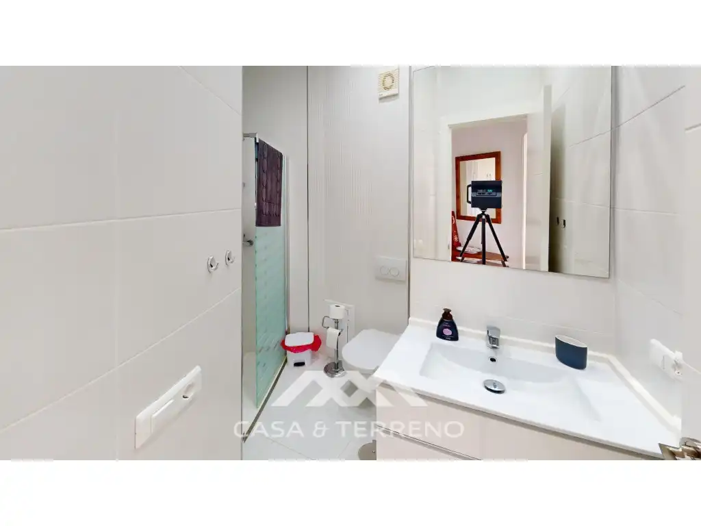 Bathroom of Study for sale in Algarrobo  with Air Conditioner and Community pool