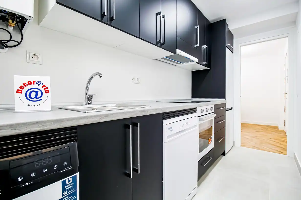 Kitchen of Flat for sale in Madrid  with Air Conditioner, Heating and Terrace