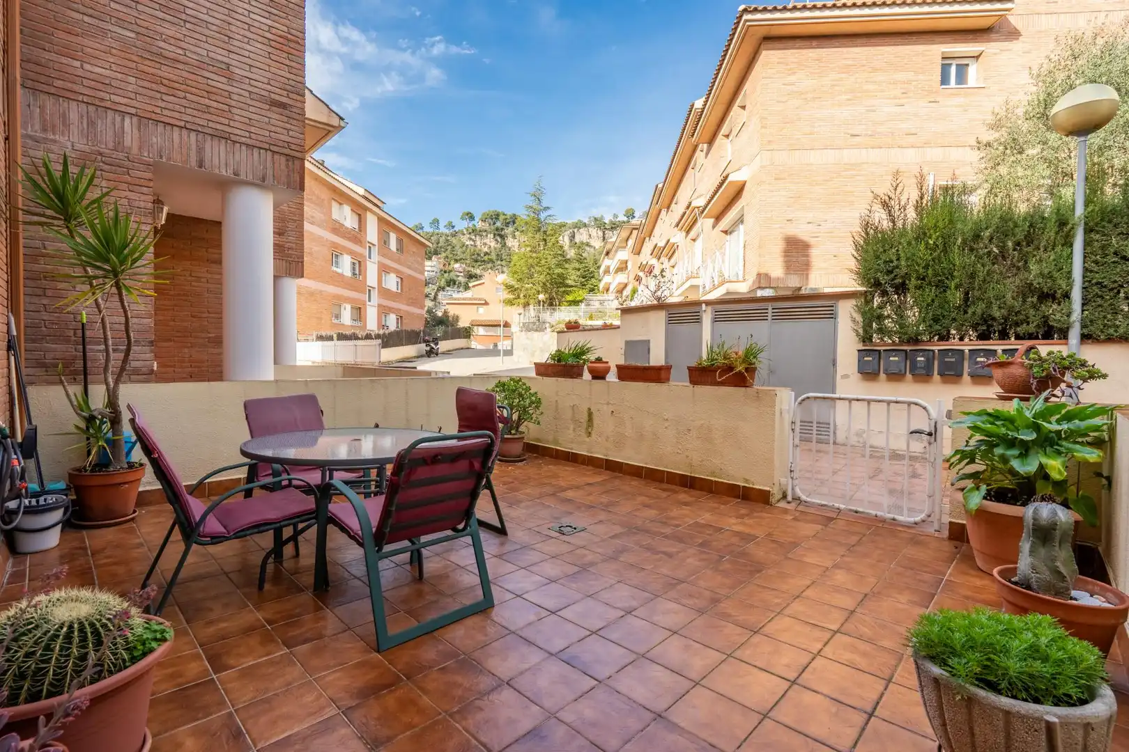 Terrassa de Casa adosada en venda en La Palma de Cervelló amb Calefacció, Jardí privat i Forn