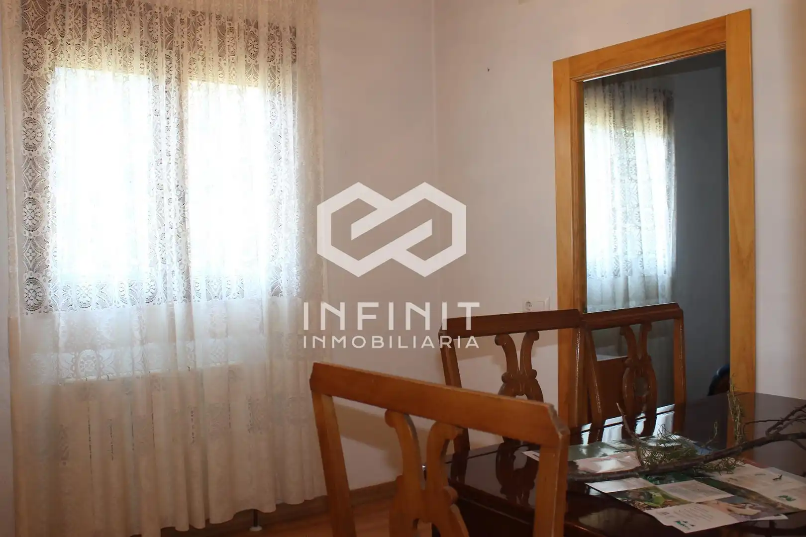 Comedor de Casa o chalet en venta en Somiedo con Calefacción, Jardín privado y Trastero