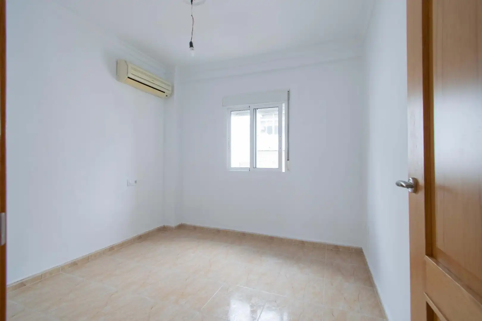 Habitación de Piso en venta en Sevilla con Aire acondicionado