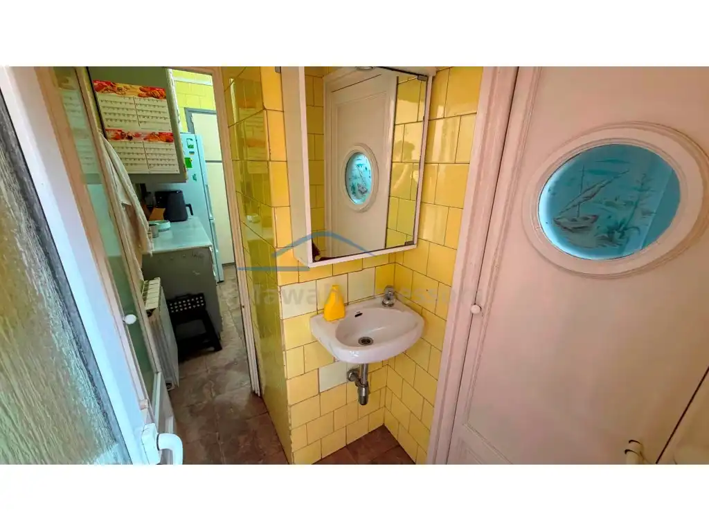 Bathroom of Houses for sale in Sabadell