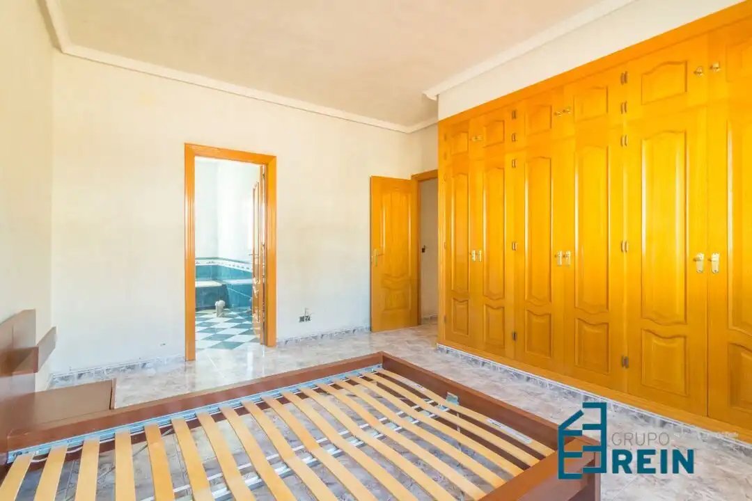 Chalet con jardín en venta en LARGO CABALLERO 1, imagen 40