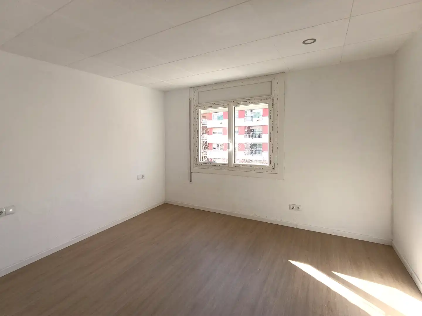 Pis amb terrassa en venda a Avinguda Sant Esteve 77, imagen 10