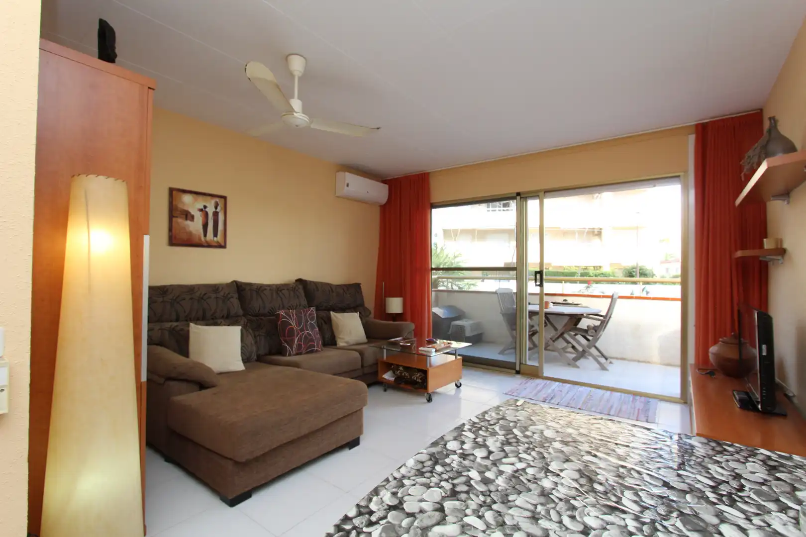 Sala de estar de Apartamento en venta en Mont-roig del Camp con Aire acondicionado, Jardín privado y Terraza