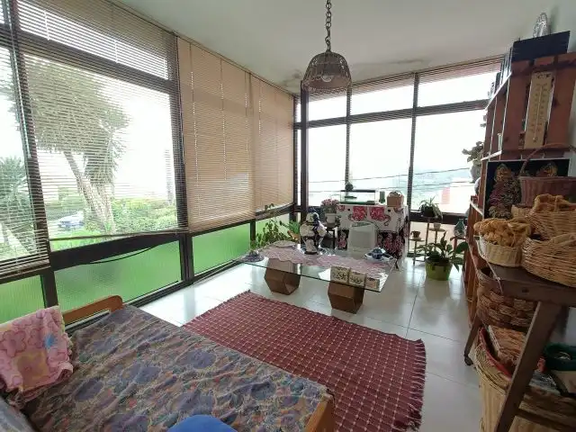 Terraza de Casa o chalet en venta en Vigo  con Calefacción, Jardín privado y Parquet