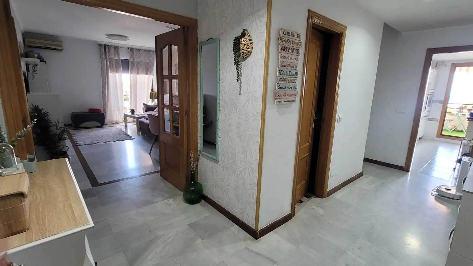 Apartment with pool for sale in San Luis de Sabinillas, imagen 3