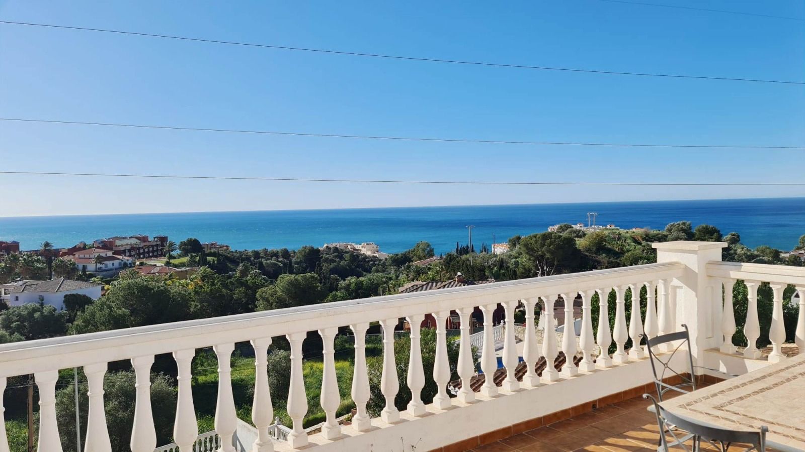 Exterior view of House or chalet for sale in Benalmádena  with Air Conditioner, Private garden and Terrace