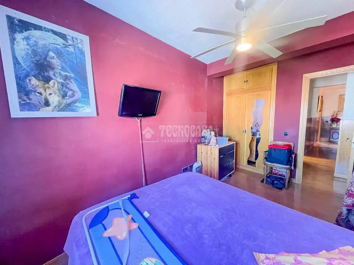 Habitación de Piso en venta en Navalcarnero con Calefacción, Parquet y Terraza