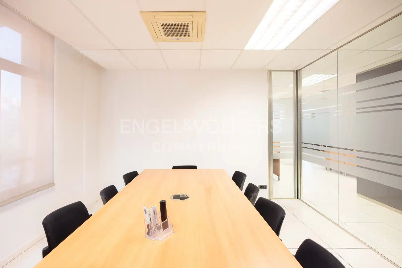 Office for rent in Barcelona  with Air Conditioner