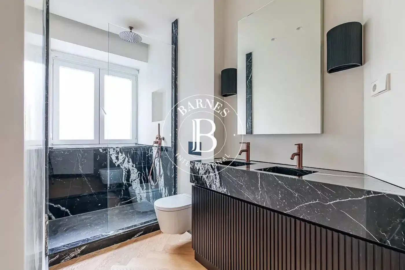 Bathroom of Flat for sale in Madrid  with Heating and Furnished