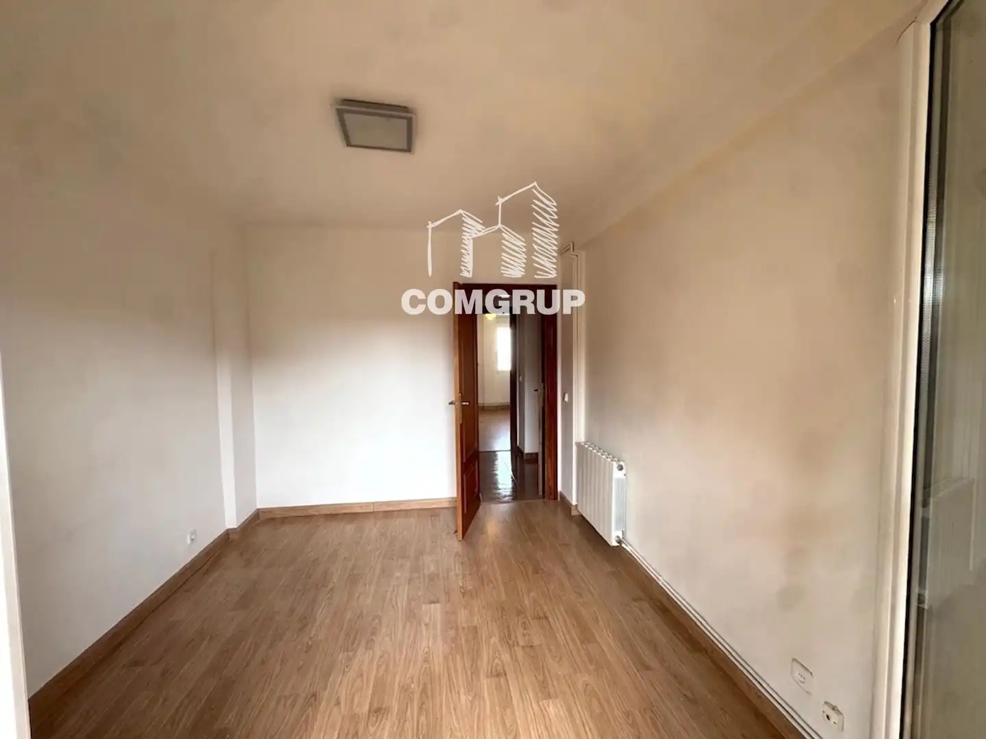 Bedroom of Flat for sale in Barcelona  with Air Conditioner, Heating and Parquet flooring