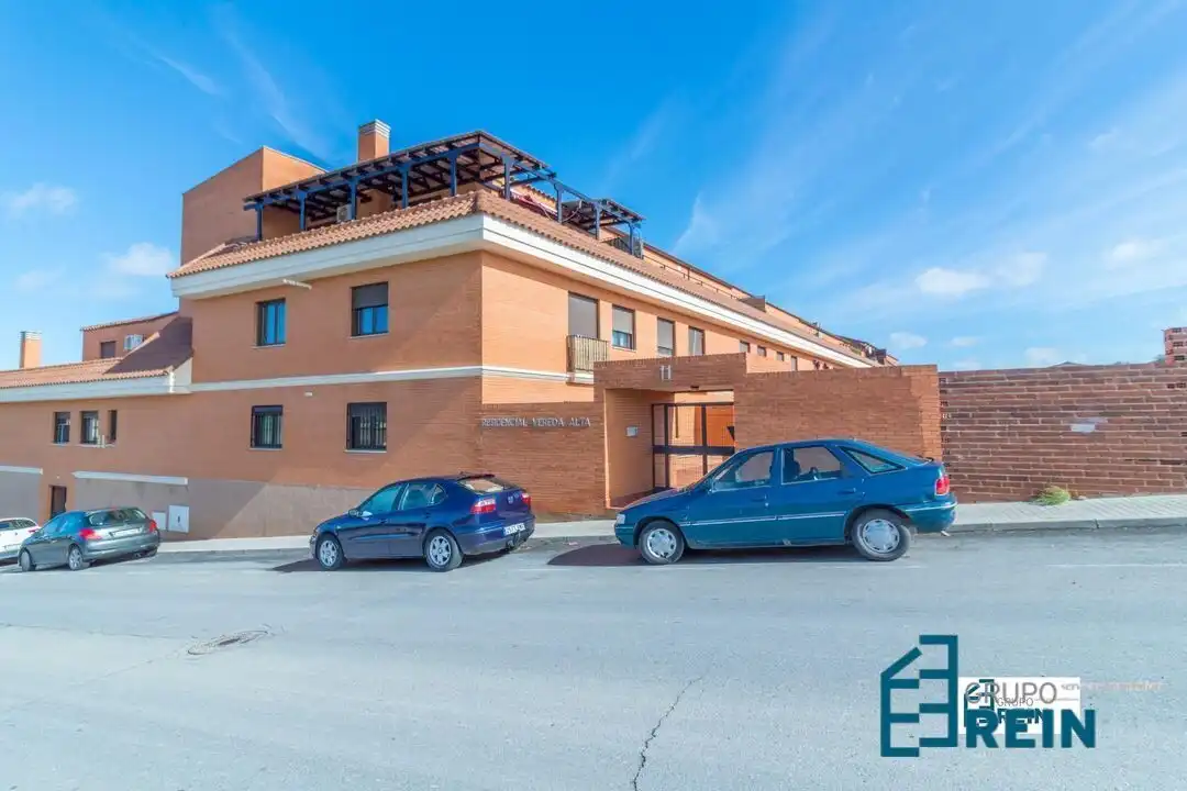 Vista exterior de Piso en venta en Recas con Calefacción
