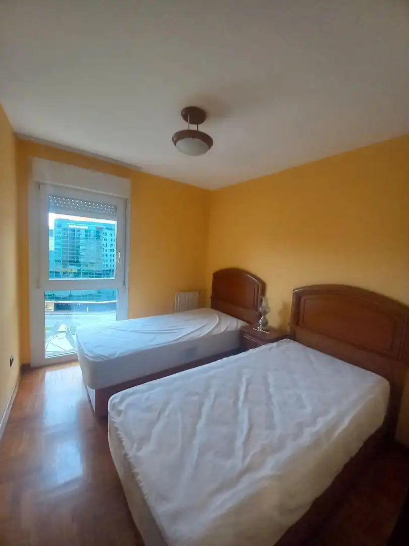 Flat for sale in Avenida del Llano, Llano