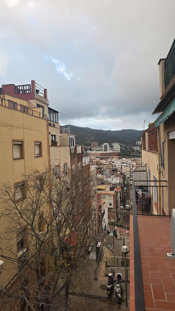 Vista exterior de Piso en venta en  Barcelona Capital con Aire acondicionado, Parquet y Balcón