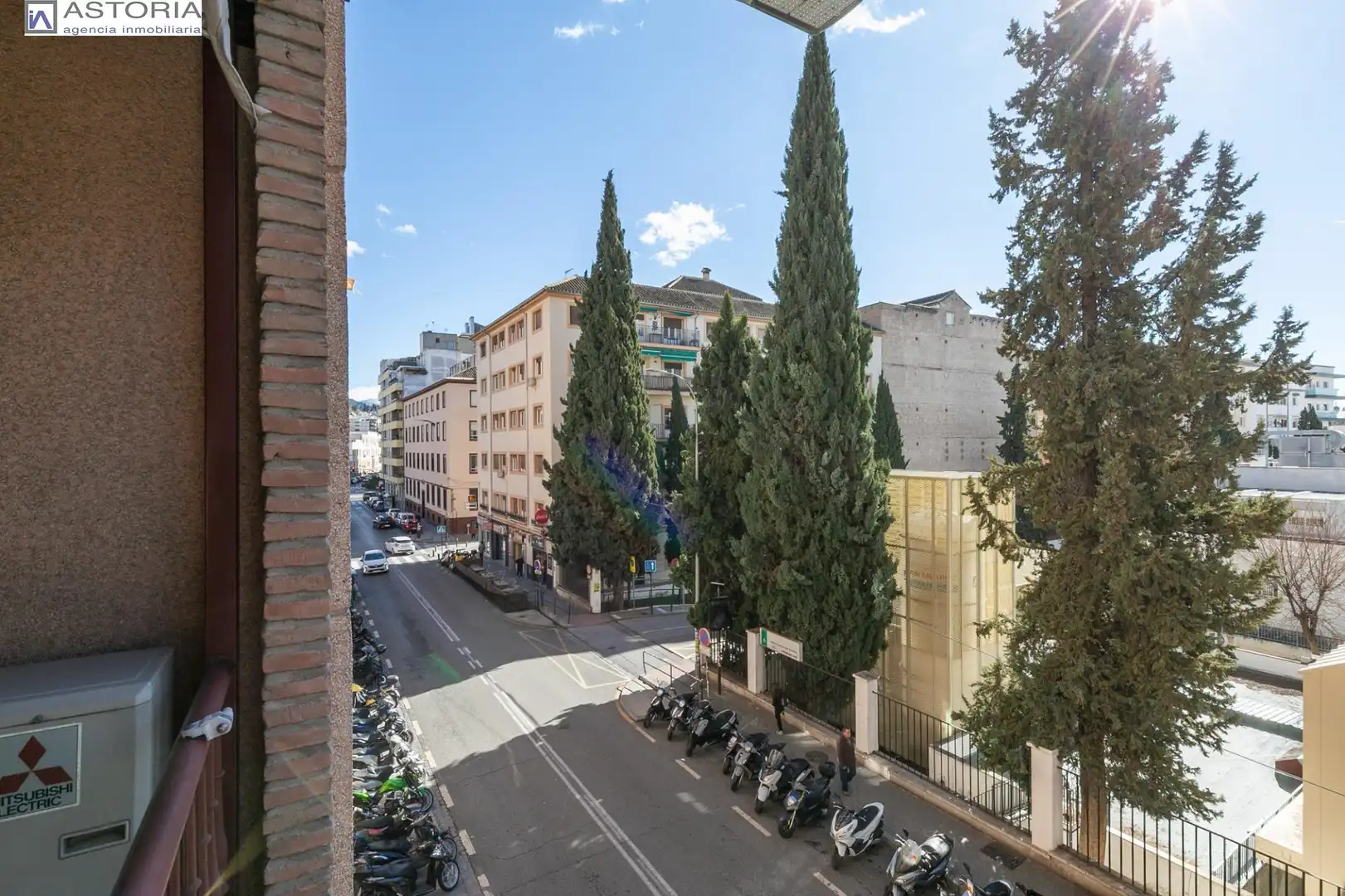 Exterior view of Flat for sale in Granada  with Air Conditioner, Heating and Terrace