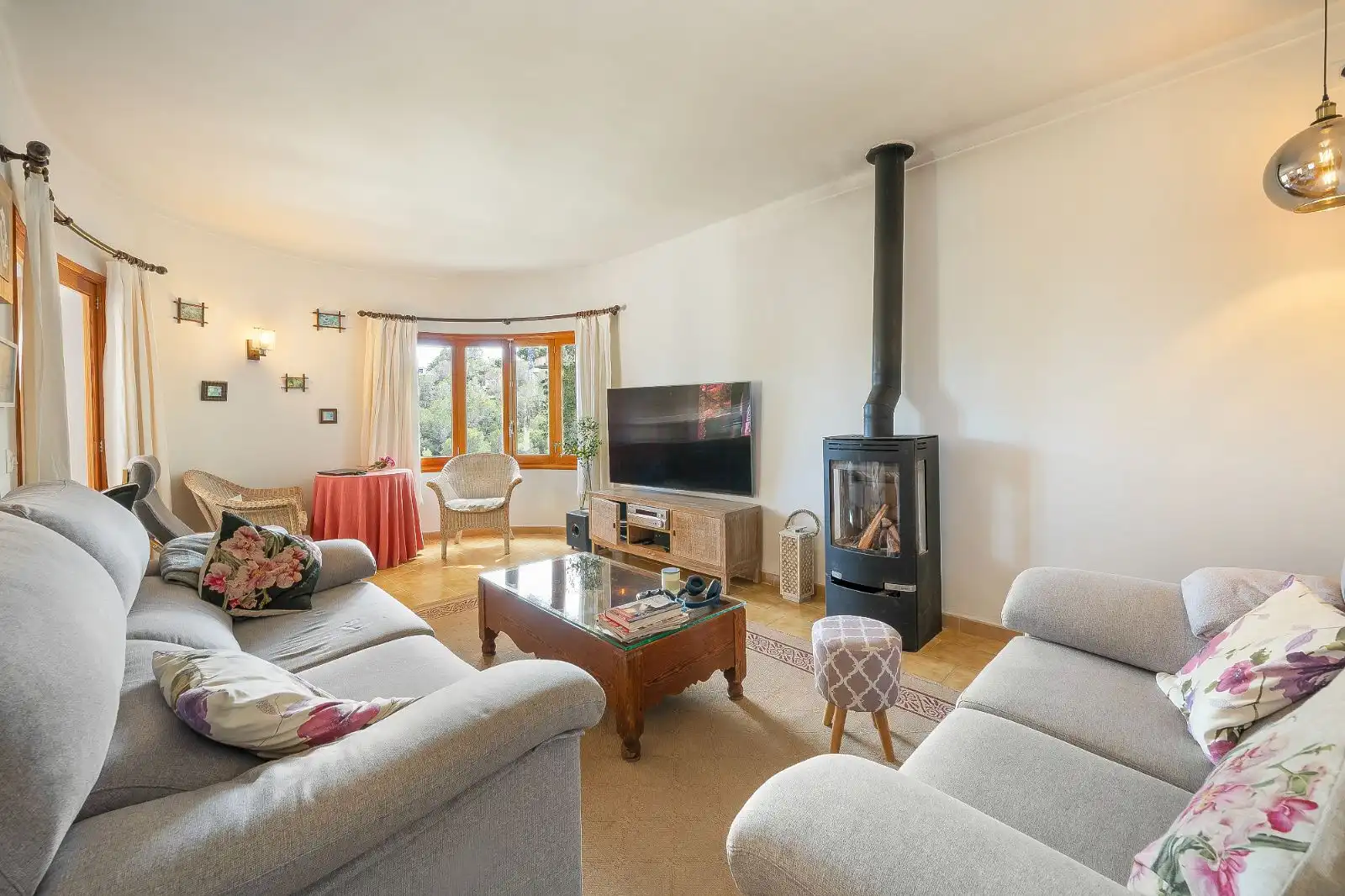 Sala de estar de Casa o chalet en venta en Calvià con Aire acondicionado, Calefacción y Jardín privado