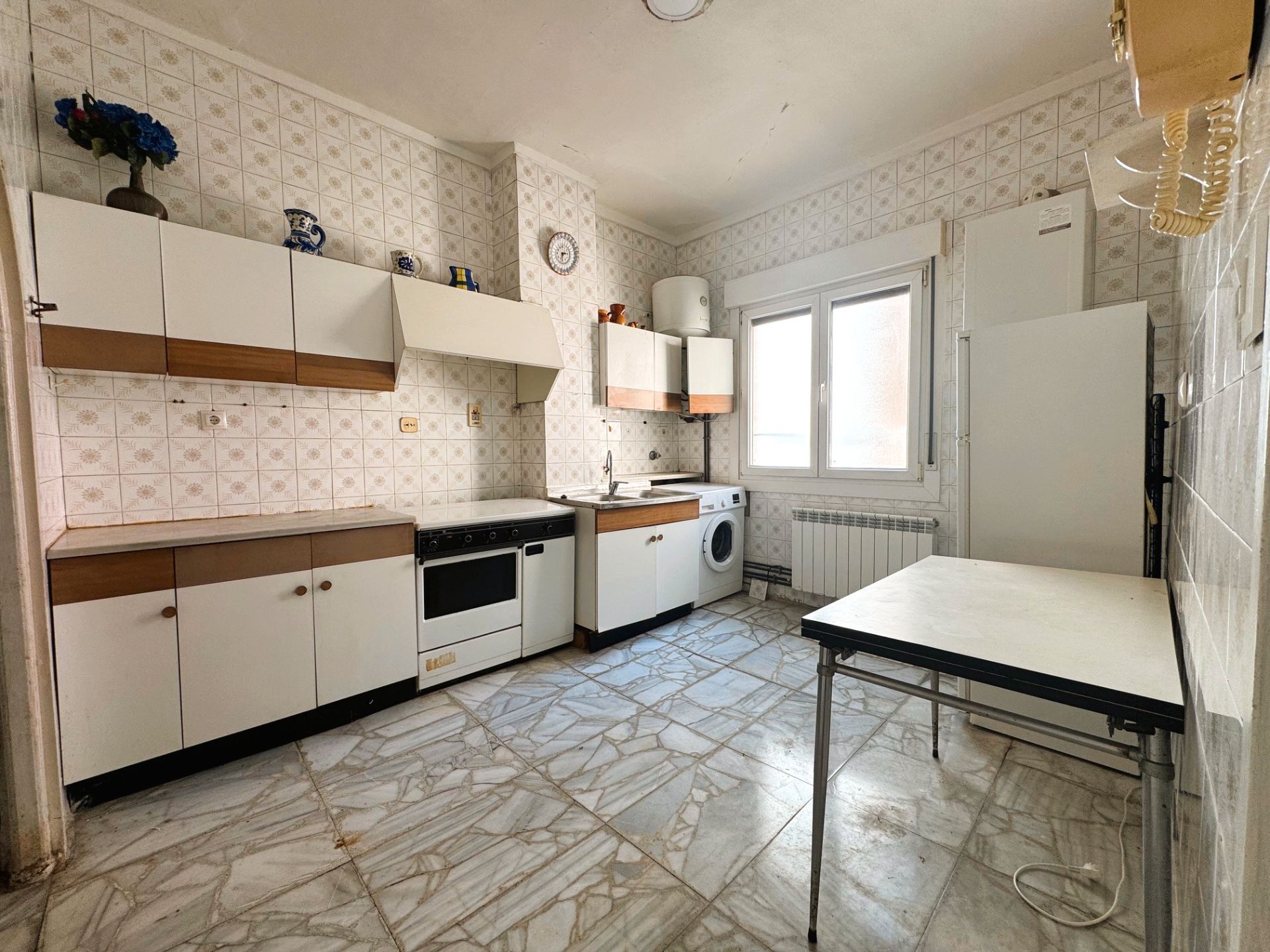 Kitchen of Flat for sale in Getxo 