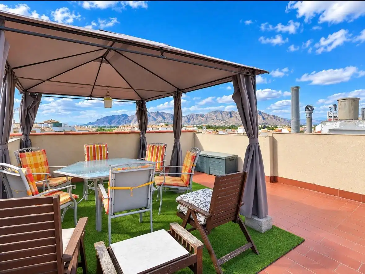 Terraza de Casa o chalet en venta en Desamparados - Hurchillo - Torremendo