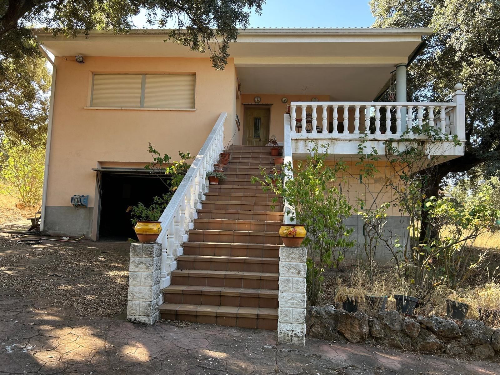 Vista exterior de Casa o xalet en venda en Hontoba amb Calefacció
