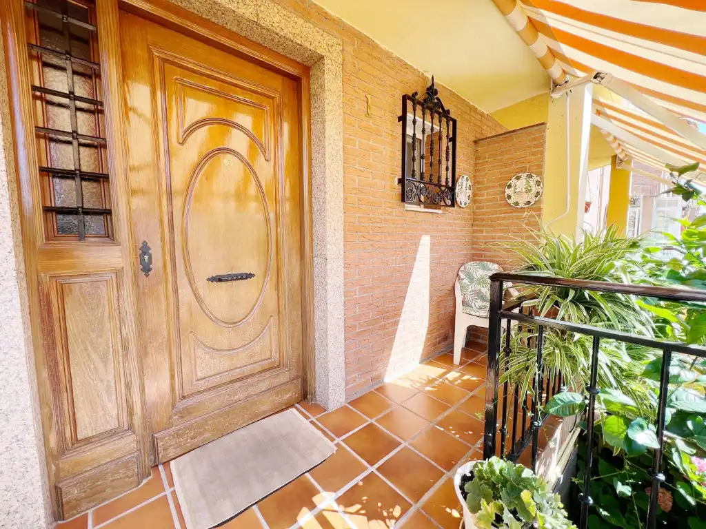 Terrassa de Casa o xalet en venda en Alcalá de Henares amb Aire condicionat, Calefacció i Jardí privat