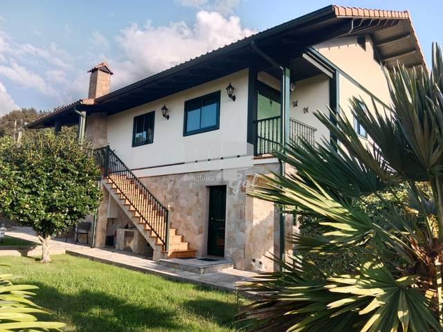 Casa-chalet en Venta en Camino Leira do Muíño en Redondela