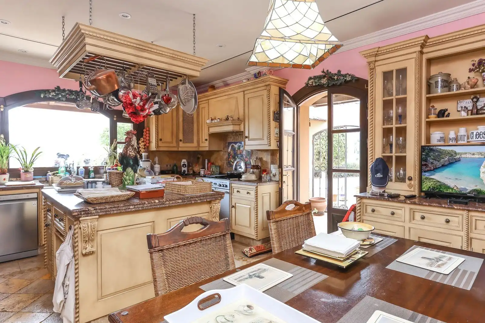 Cocina de Casa o chalet en venta en Monda con Aire acondicionado, Jardín privado y Trastero