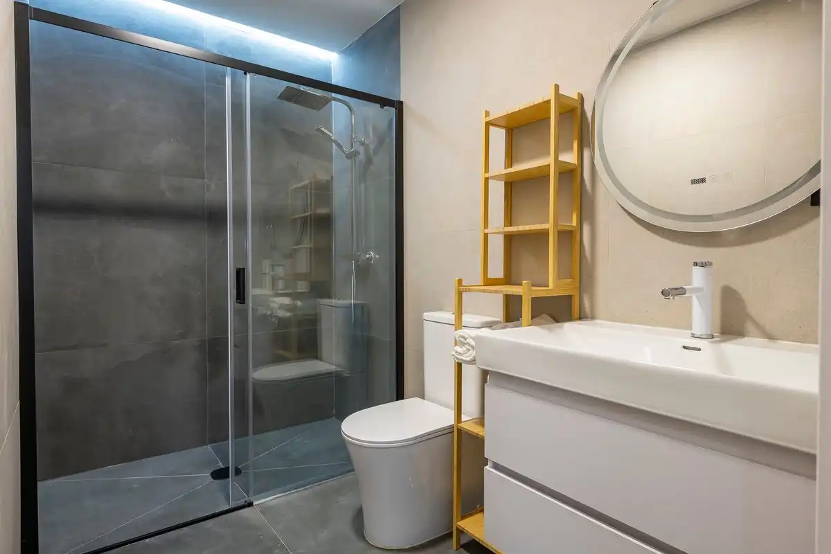 Badezimmer von Loft zum Verkauf in Madrid mit Klimaanlage, Heizung und Möbliert