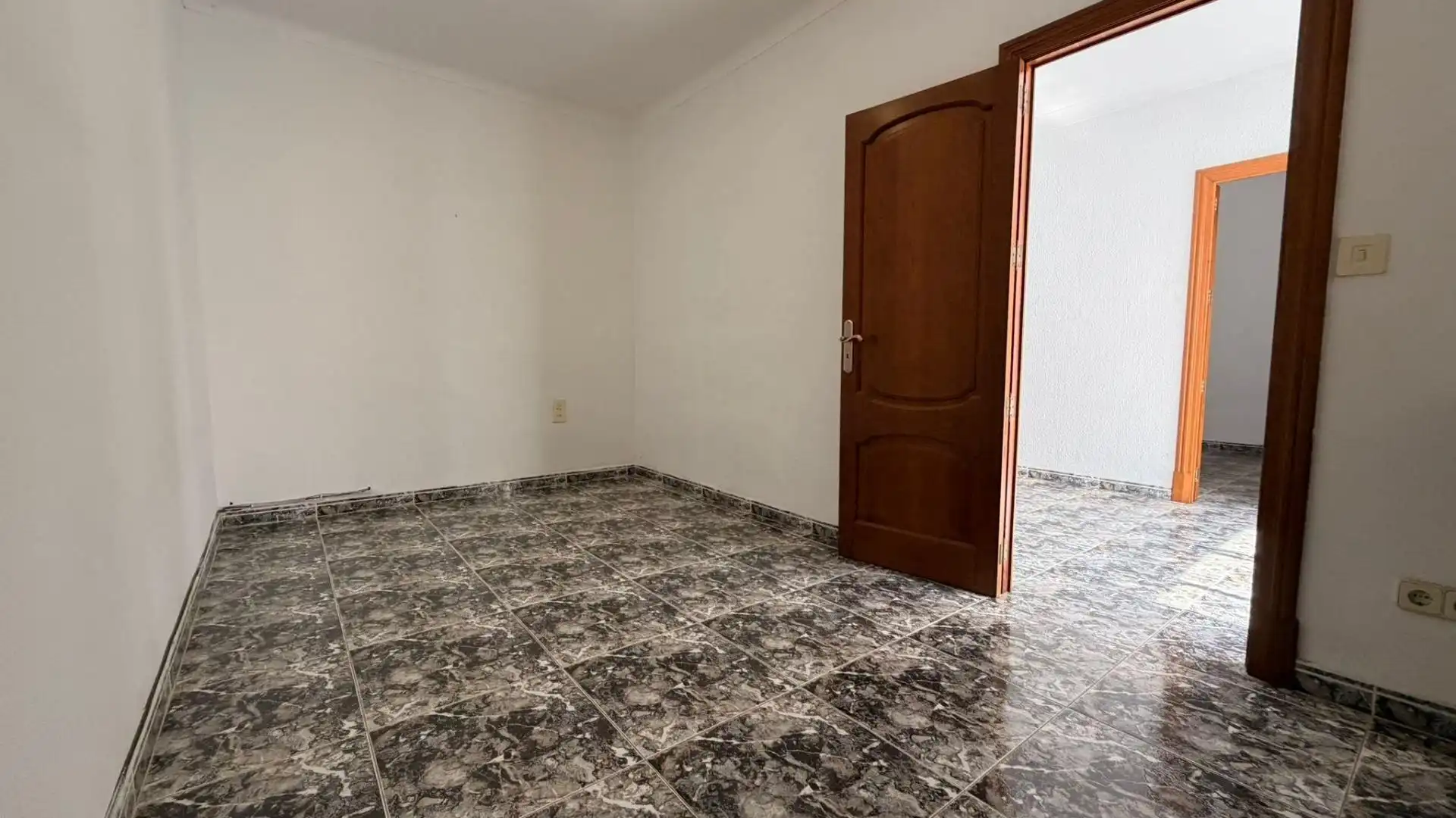 Buildings for sale in Inca